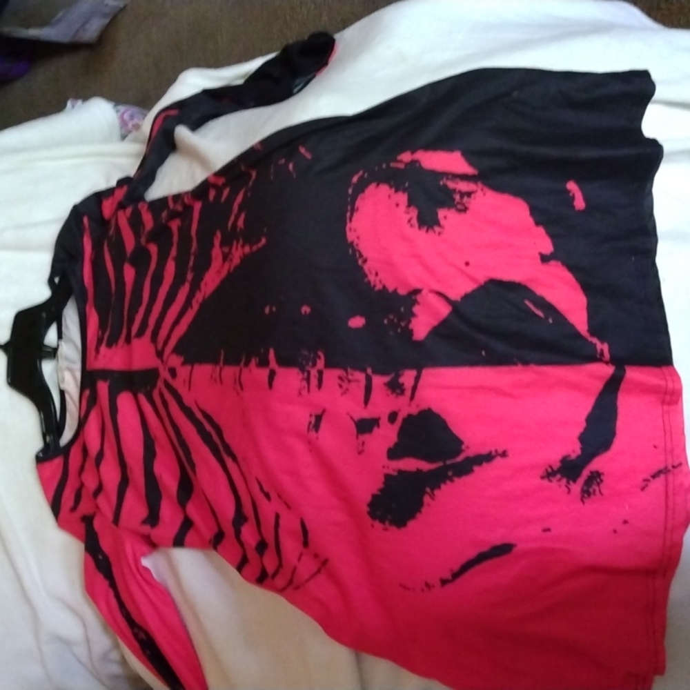 Costume dress red and black long sleeve. Size small bones on front.
